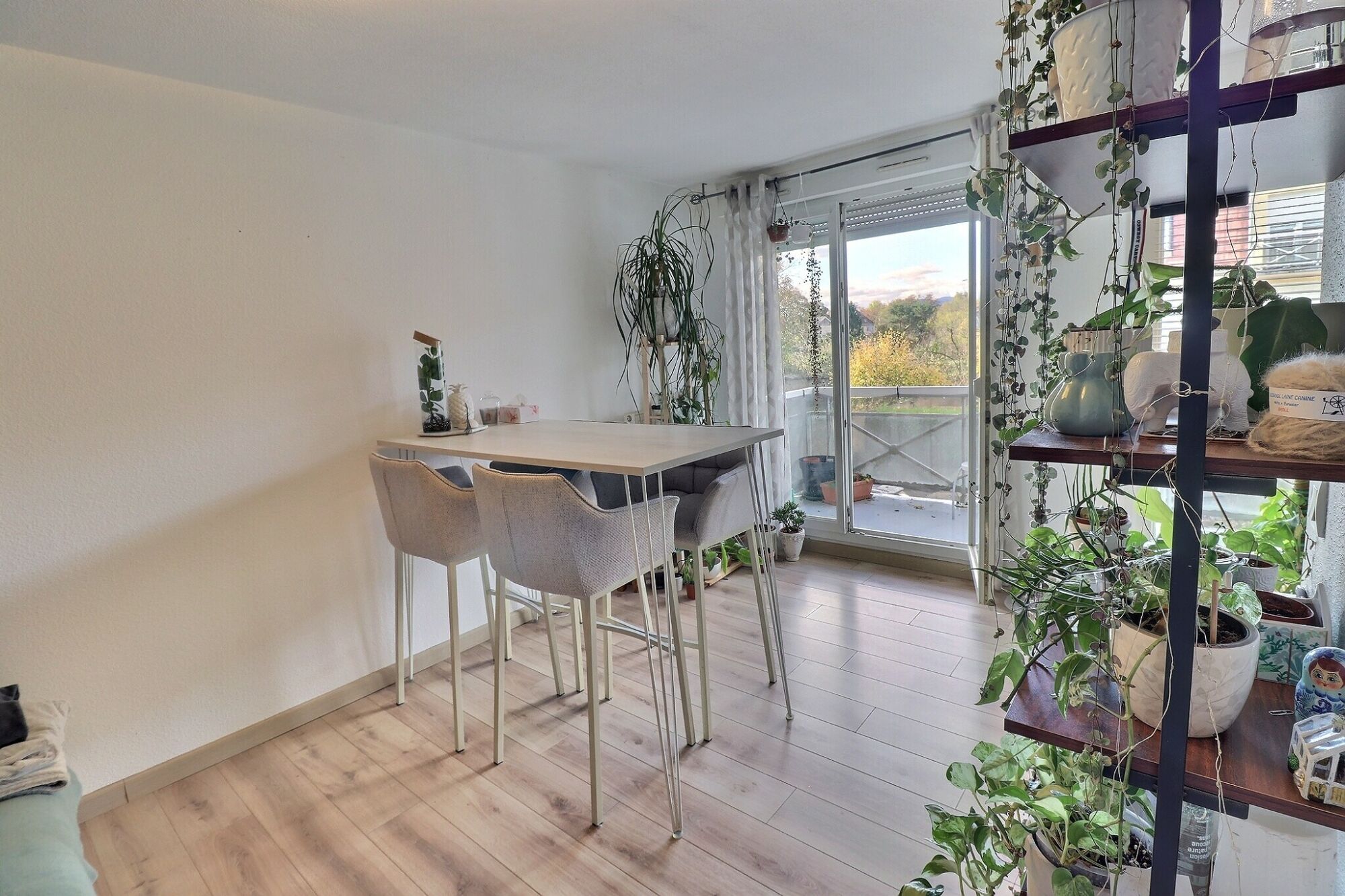 EXPOSIO_133230403 100X100 | Agence immobilière Pierre à Colmar HORBOURG-WIHR F3 en duplex au calme avec balcon OUEST et GARAGE et PARKING Sainte-Croix-en-Plaine 0