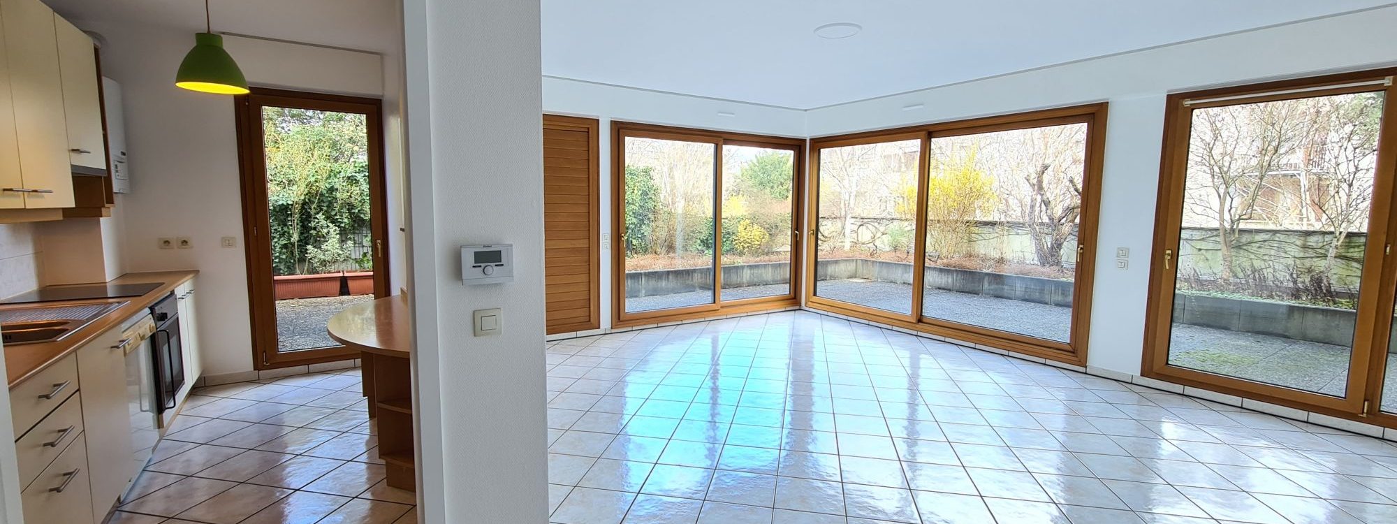 66 m2 en rez-de-jardin + double garage/ Conseil des XV &agrave; STRASBOURG Ribeauville