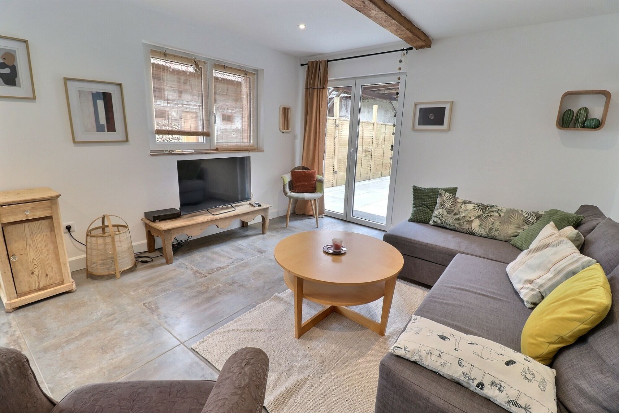 EXPOSIO_133694342 600X400 | Agence immobilière Pierre à Colmar MAISON meublée et équipée sur la commune de FORTSCHWIHR Andolsheim 0
