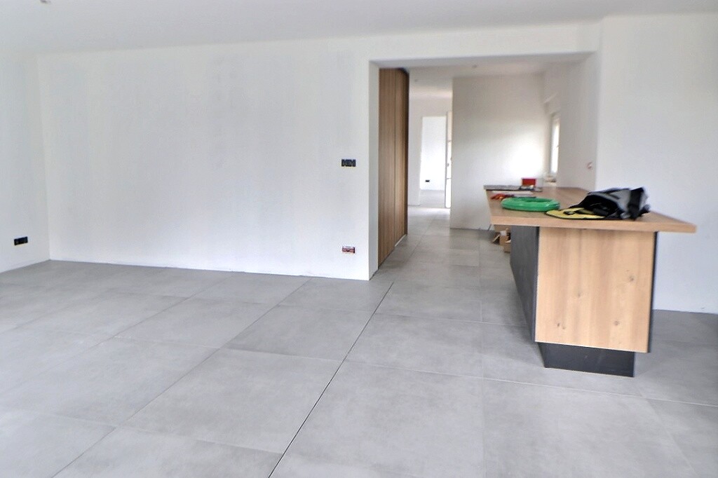0_0008 100X100 | Agence immobilière Pierre à Colmar MARCKOLSHEIM Appartement de 83 m² avec terrasse, cave et parking DISPONIBLE LE 15 07 2026 Wintzenheim 0
