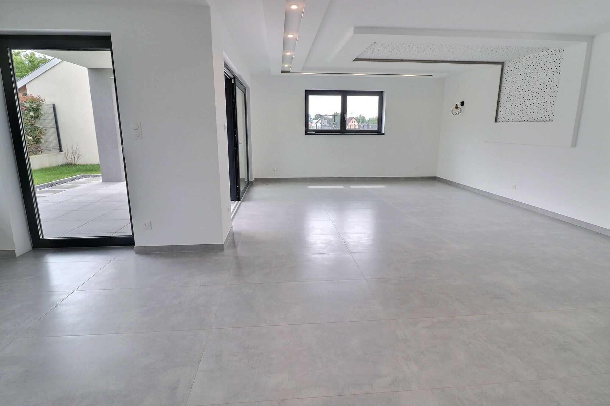 EXPOSIO_133951267 100X100 | Agence immobilière Pierre à Colmar Maison de 141 m² avec GRAND GARAGE, CAVE et Terrasse couverte Ingersheim 0