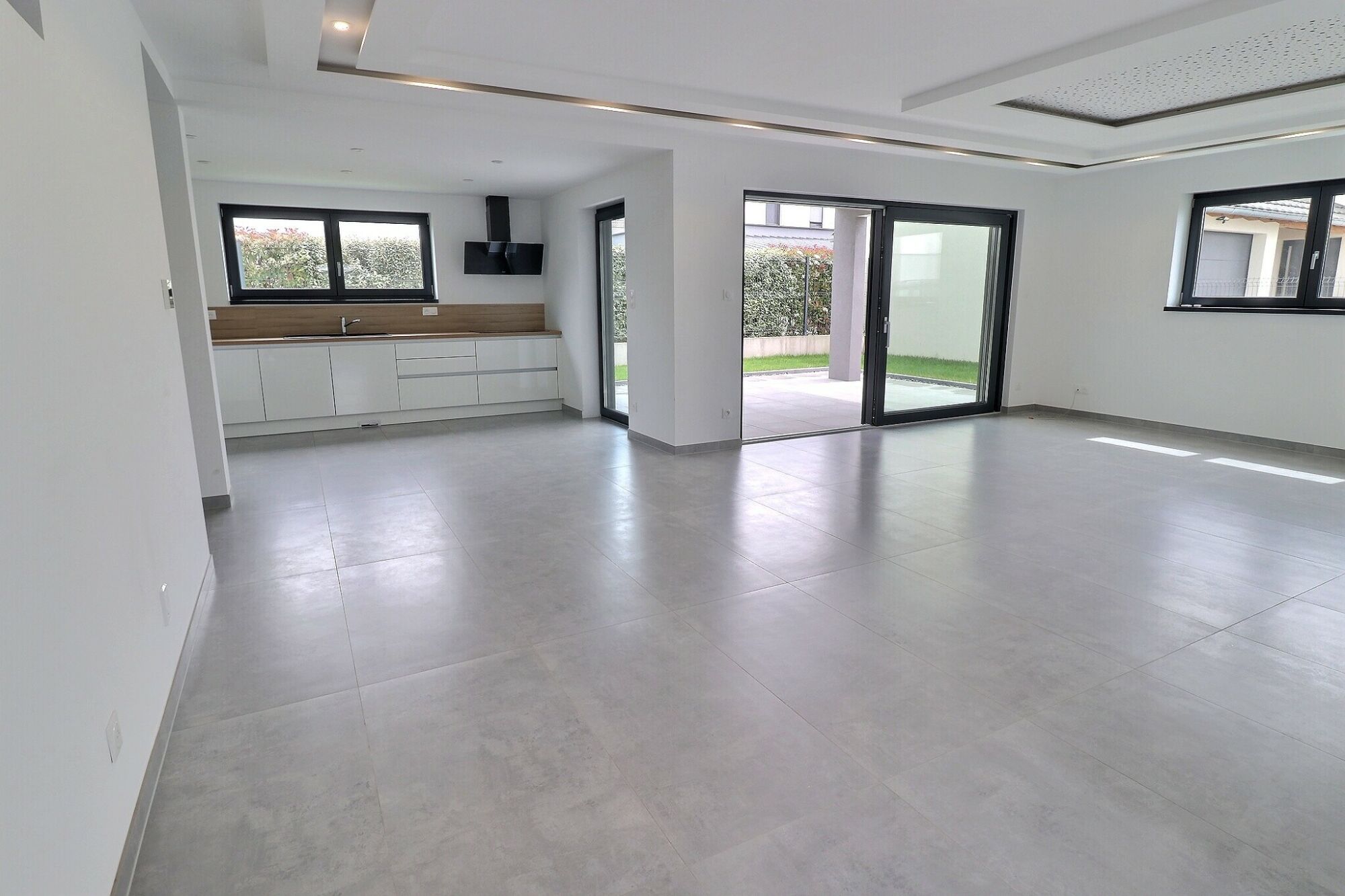 EXPOSIO_133970382 100X100 | Agence immobilière Pierre à Colmar Maison de 141 m² avec GRAND GARAGE, CAVE et Terrasse couverte Ingersheim 0