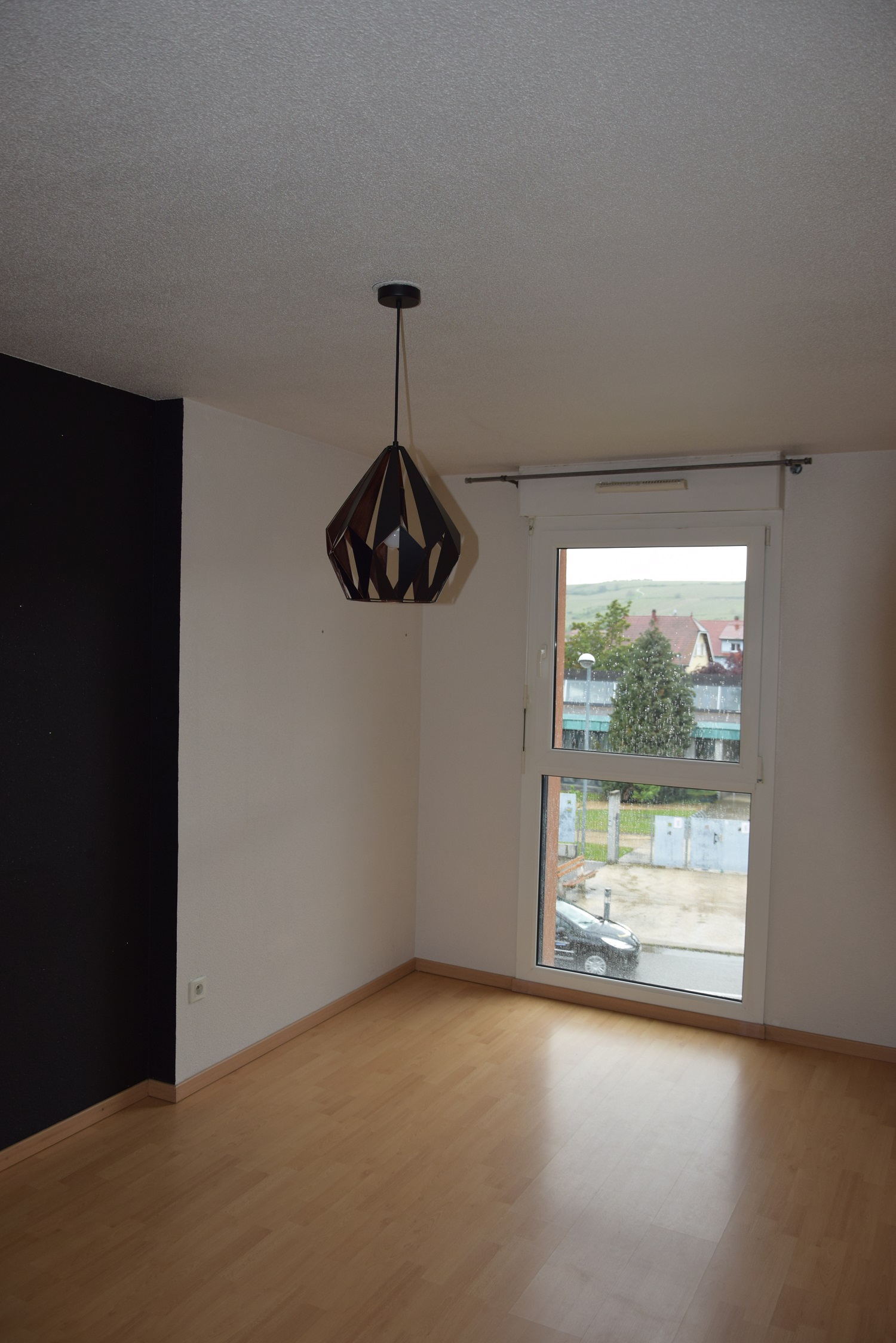 5 CHAMBRER 100X100 | Agence immobilière Pierre à Colmar ROUFFACH, A l’attique en dernier étage avec ascenseur et balcon avec vue Marckolsheim 0