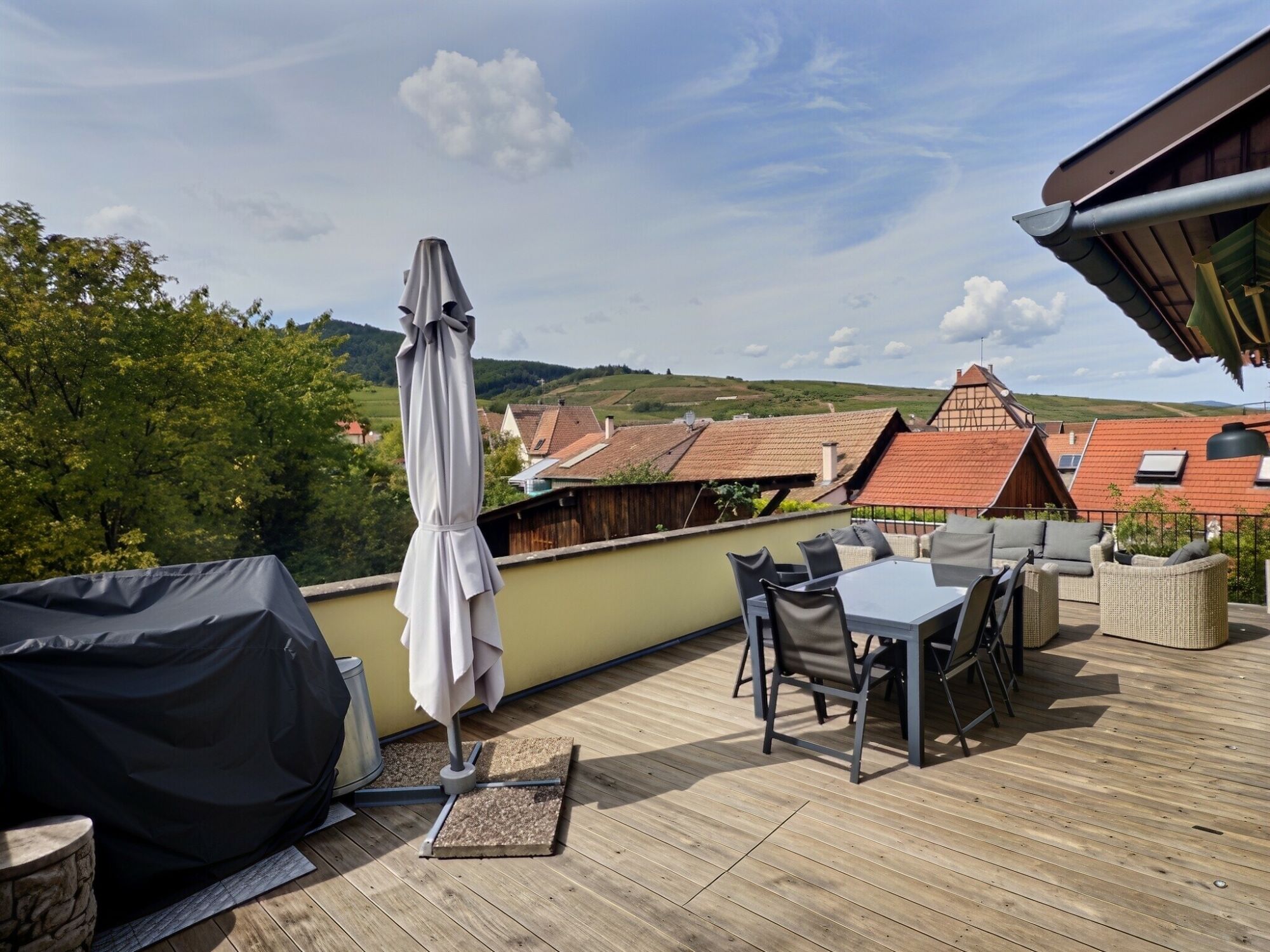 EXPOSIO_134458330 100X100 | Agence immobilière Pierre à Colmar Agréable maison de 151m² dans le vignoble au cœur de Wettolsheim Wintzenheim 0